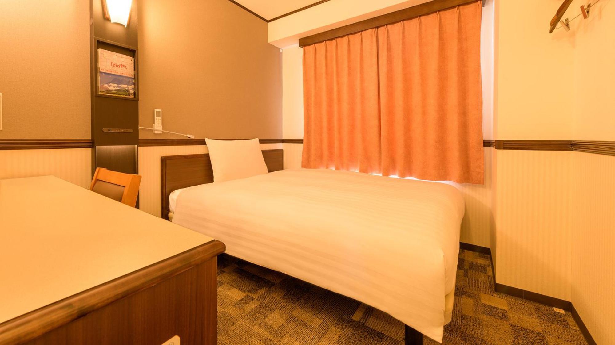 Toyoko Inn Hon-Atsugi-Eki Minami-Guchi Номер фото